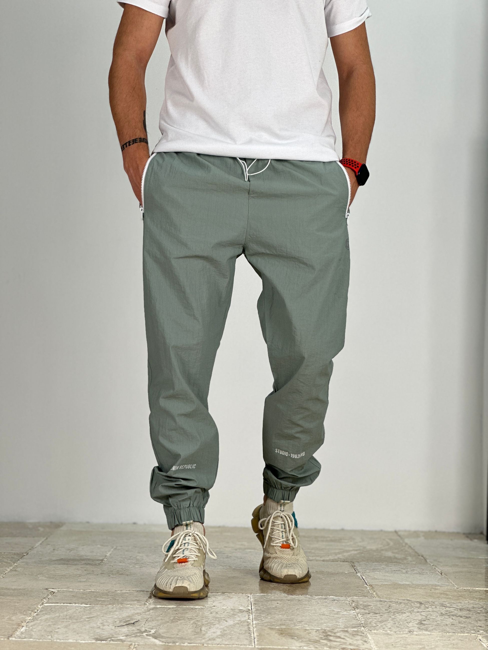 Premium Kalite Yazlık Su Yeşili Paraşüt Kumaş Jogger COC1945