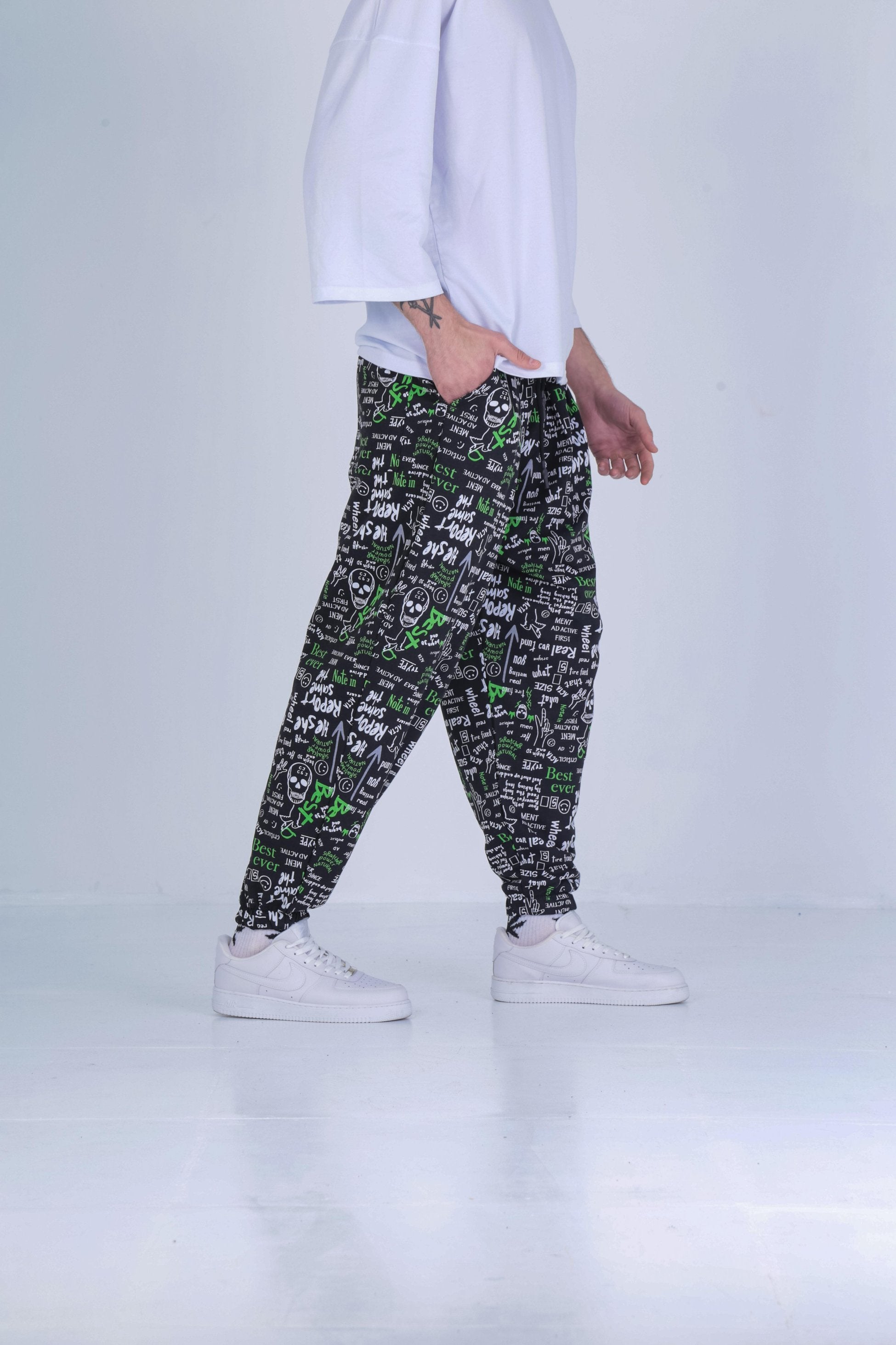 Sosyal Desenli Pileli Jogger COC1998