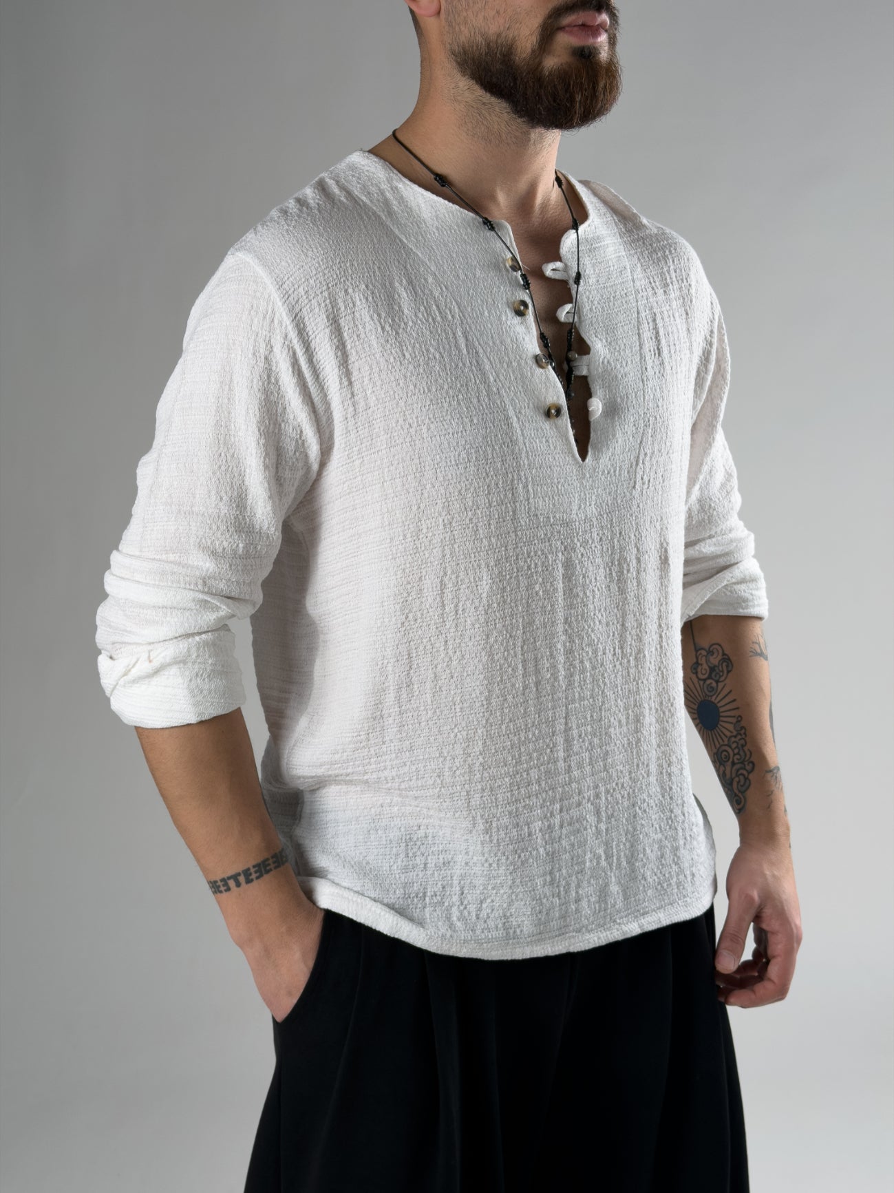 Tasarım Beyaz Düğme Detaylı Erkek T-Shirt COC2868