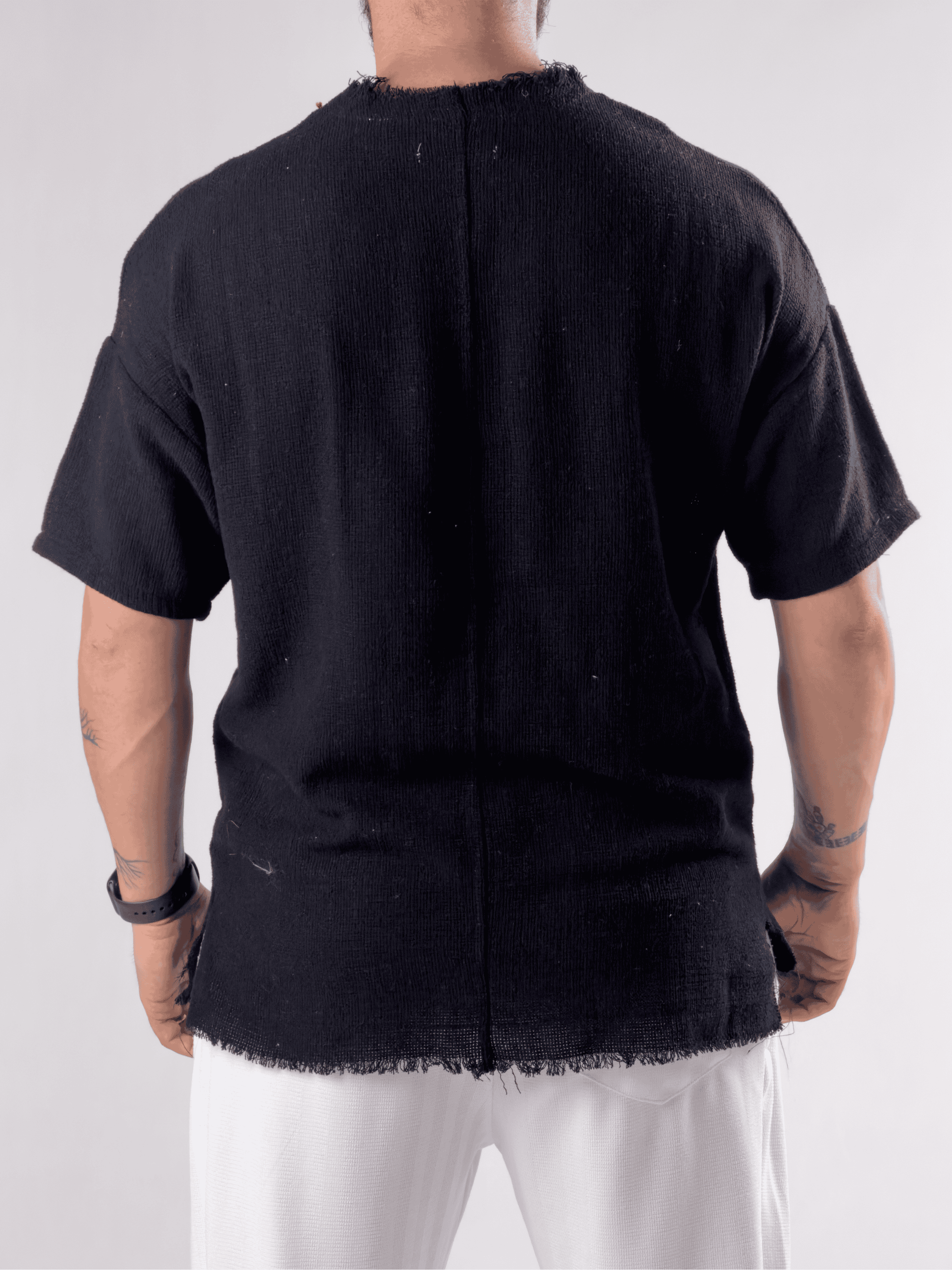 Tasarım Çiçek Desenli Siyah T-Shirt COC3214