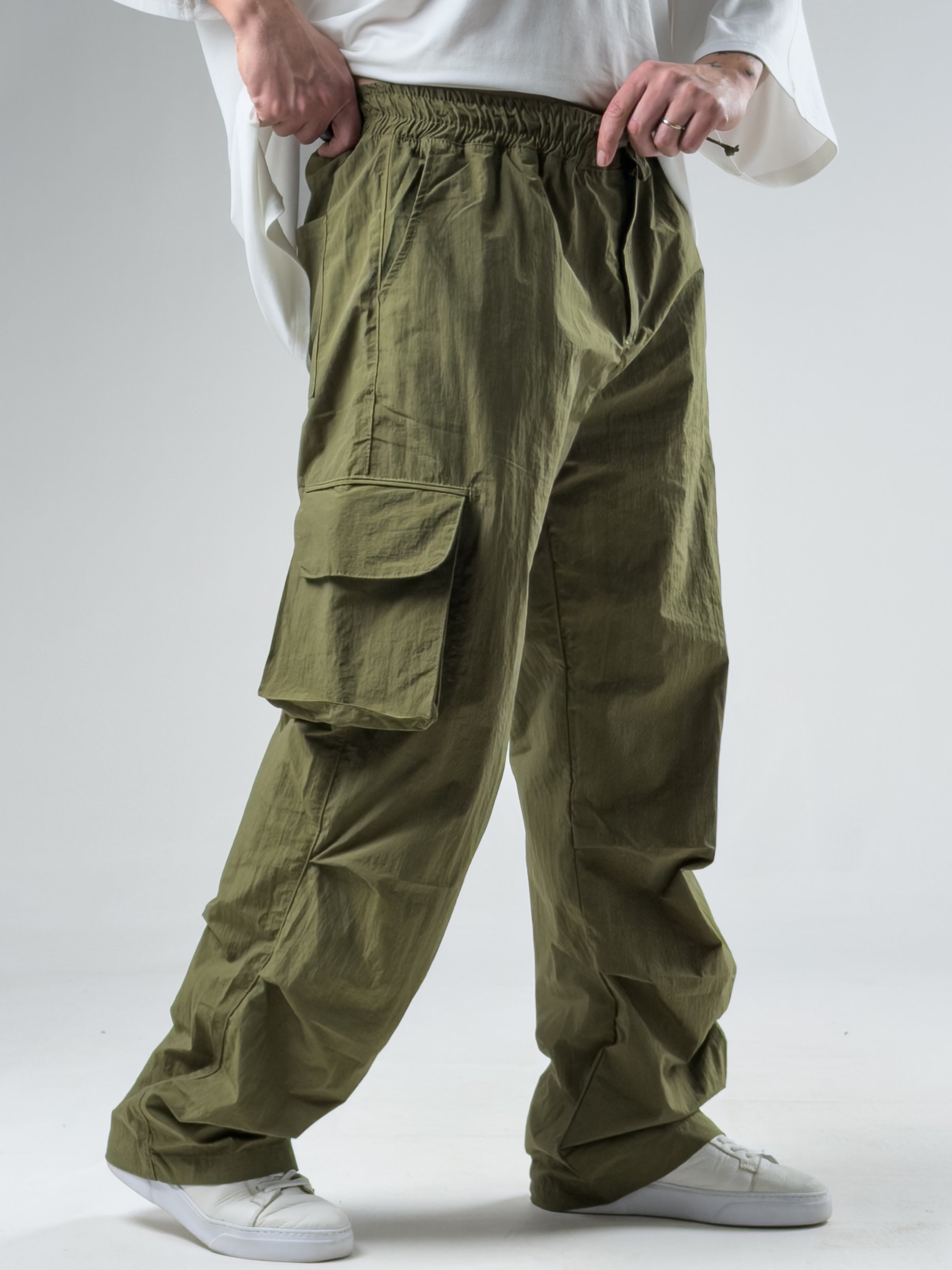 Tasarım Kargo Cepli Paraşüt Kumaş Yeşil Baggy Pantolon COC3081