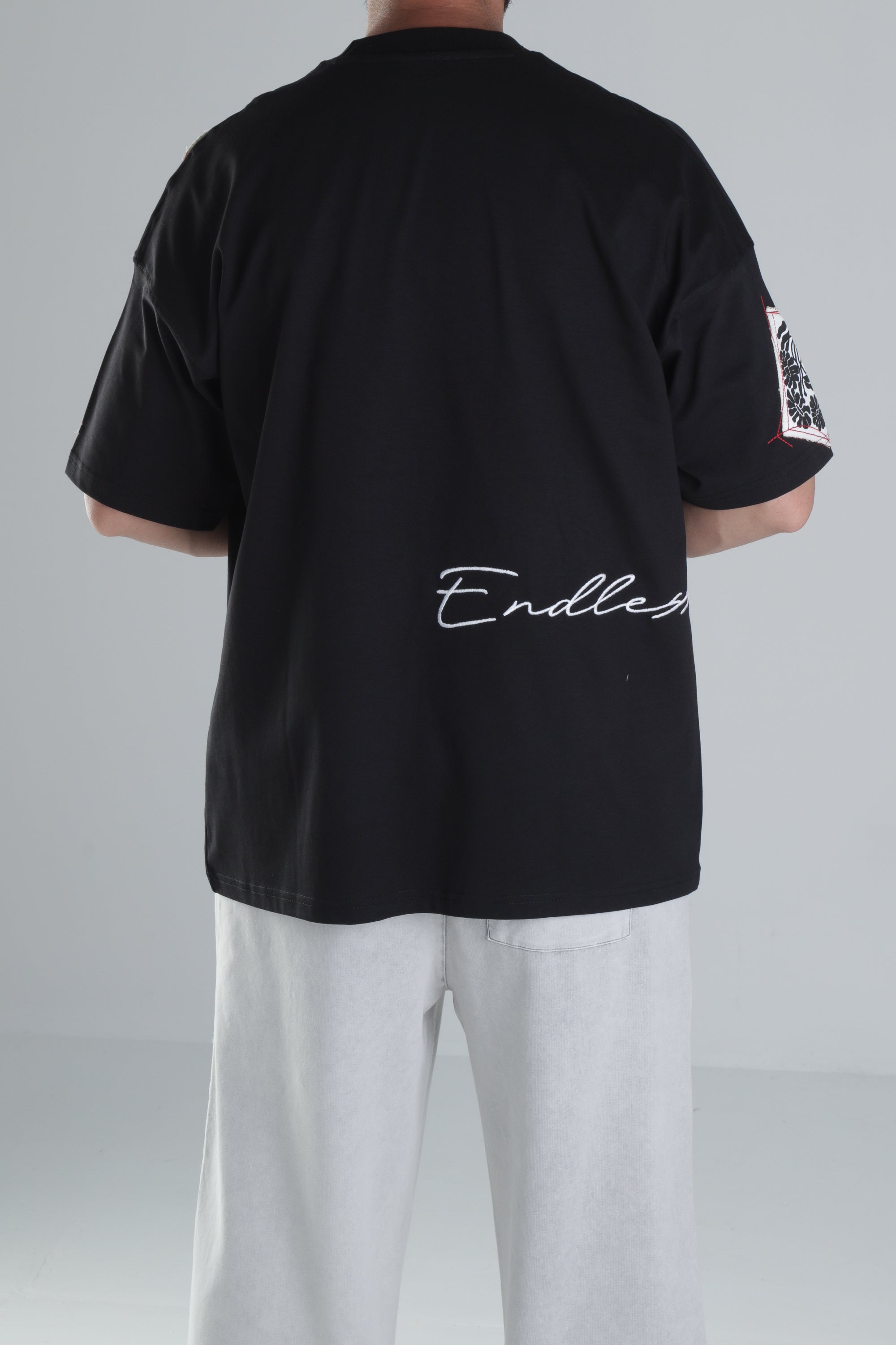 Yama Desenli Siyah Tasarım T-Shirt COC1302